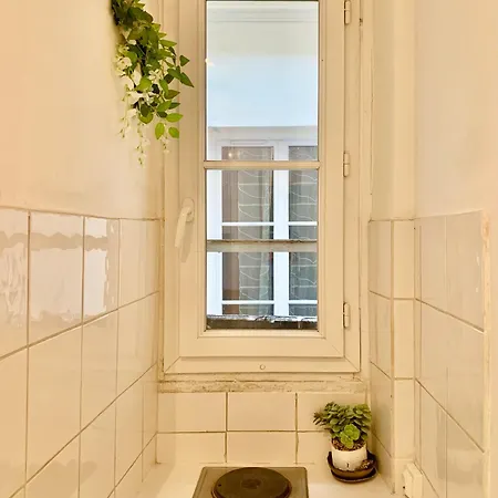 Apartment Center Quarter Latin 1 Bedroom Paris